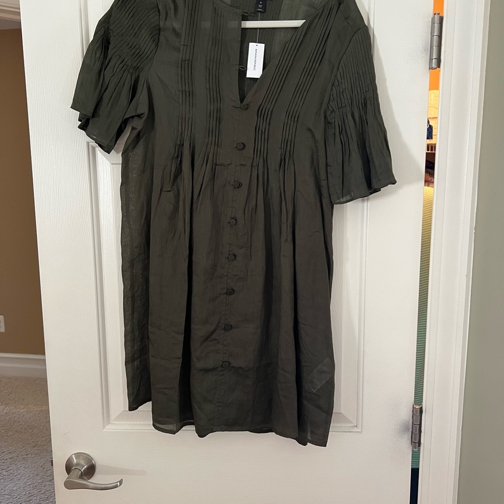 Dark green dress never worn - ramie : linen material, very cute sleeves